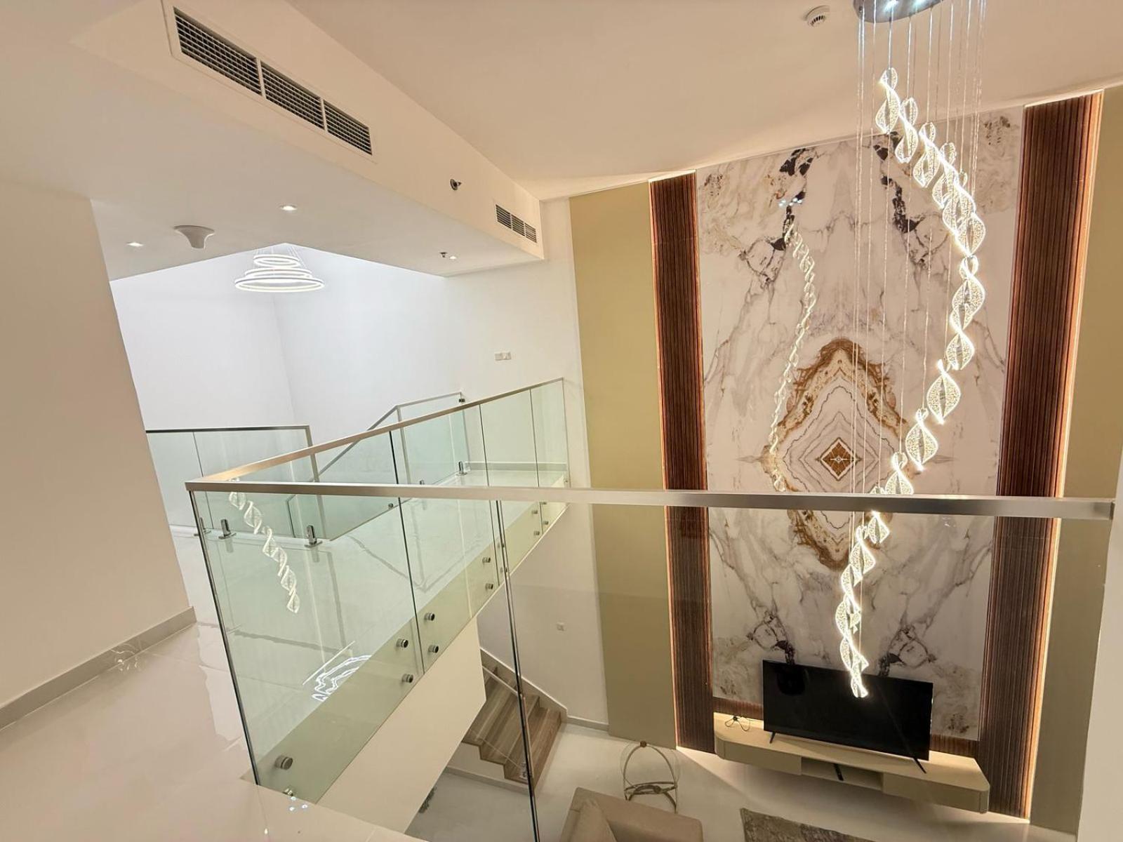 Spacious Modernized 2 Bedroom And Duplex 4 Br By Taskeen Homes Dubai