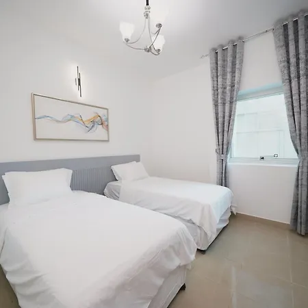 Spacious Modernized 2 Bedroom And Duplex 4 Br Apartments By Taskeen Holiday Homes Dubai Exterior photo