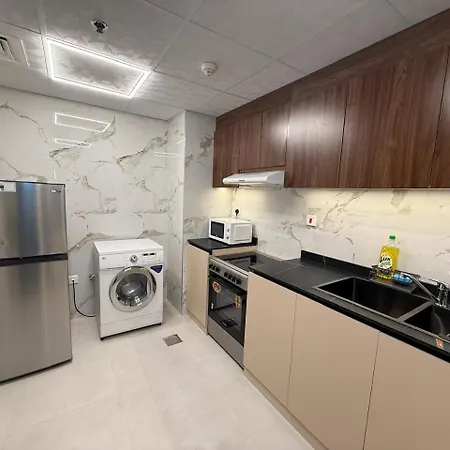 Spacious Modernized 2 Bedroom And Duplex 4 Br Apartments By Taskeen Holiday Homes Dubai Exterior photo