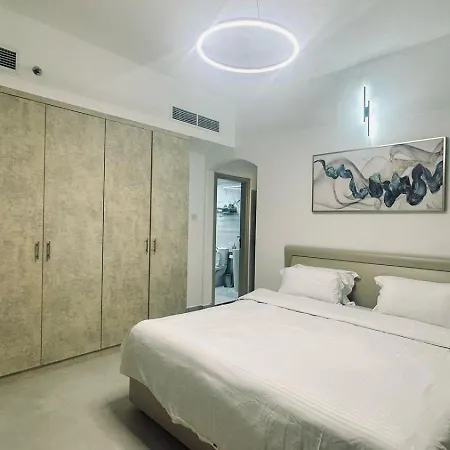 Spacious Modernized 2 Bedroom And Duplex 4 Br Apartments By Taskeen Holiday Homes Dubai Exterior photo