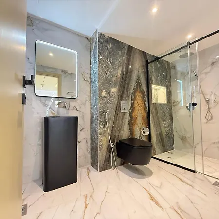 Spacious Modernized 2 Bedroom And Duplex 4 Br Apartments By Taskeen Holiday Homes Dubai Exterior photo