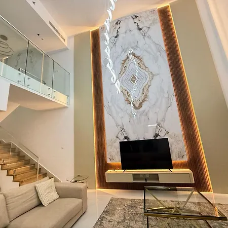 Spacious Modernized 2 Bedroom And Duplex 4 Br Apartments By Taskeen Holiday Homes Dubai Exterior photo