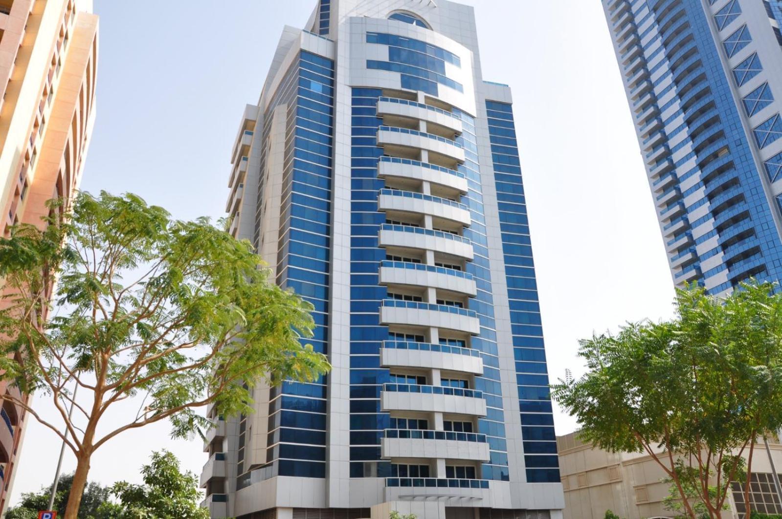 Spacious Modernized 2 Bedroom And Duplex 4 Br By Taskeen Homes